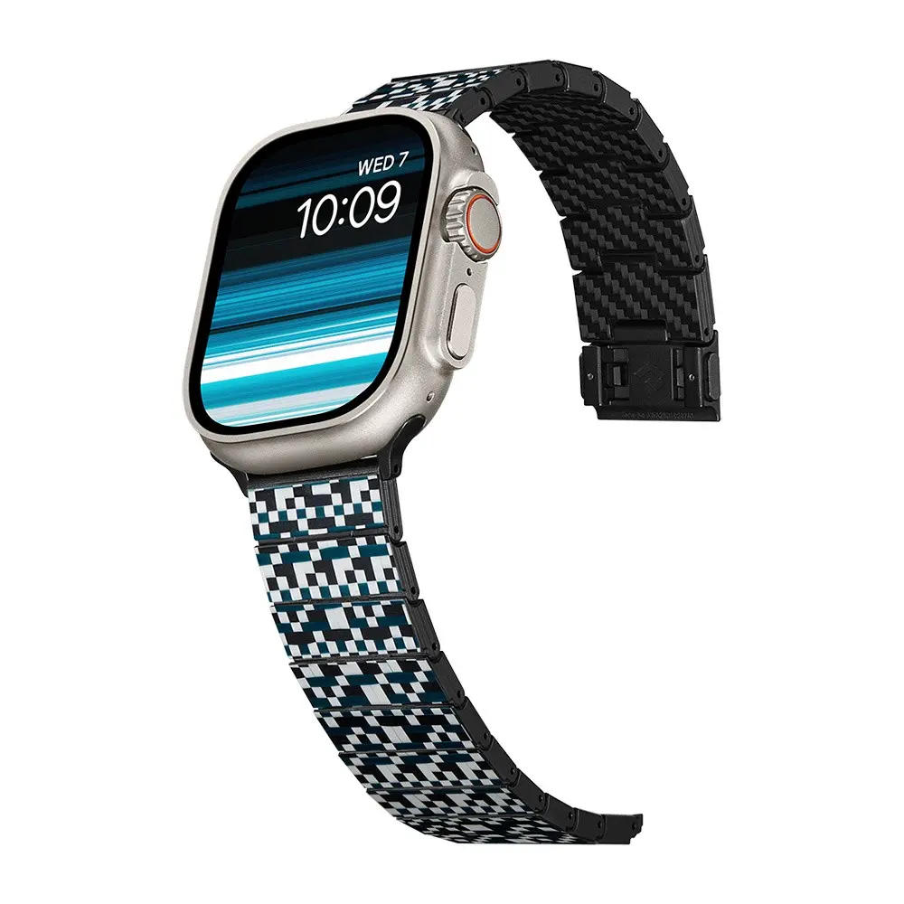 Apple Watch Uyumlu Aramid ve Karbon Fiber Kordon - Pitaka Dreamland ChromaCarbon Mosaic